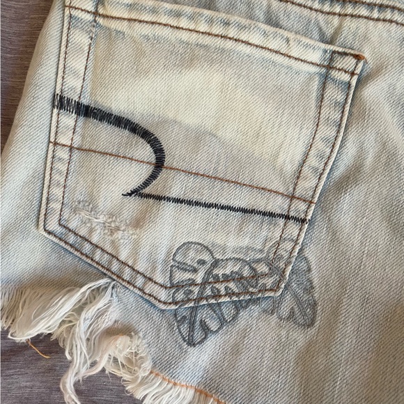 American Eagle Jean Shorts - Picture 8 of 13